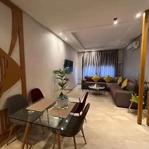 Bel Appart+2 Room+wifi+gare Casa Voyageur+tram , Casablanca Morocco